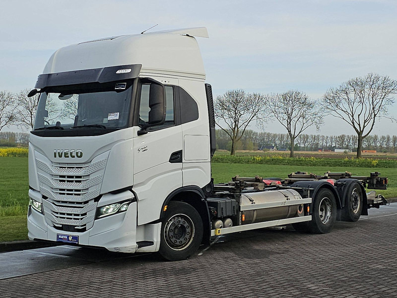 Iveco S-WAY AS260S46 LNG INT. STEERAXLE - شاحنات الحاويات / جسم علوي قابل للتغيير شاحنة: صورة 2 Iveco S-WAY AS260S46 LNG INT. STEERAXLE - شاحنات الحاويات / جسم علوي قابل للتغيير شاحنة: صورة 2