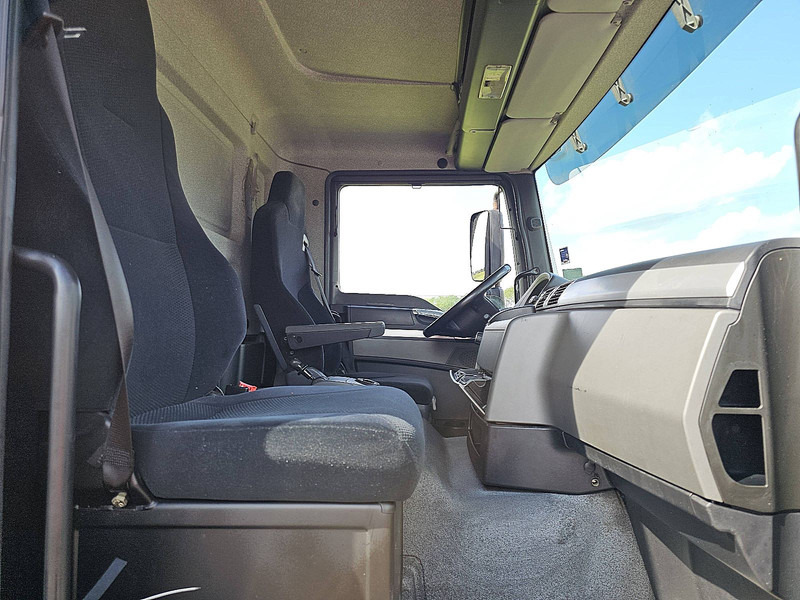 شاحنة مقفلة MAN 12.290 TGM AIRCO LIFT WB 513: صورة 7