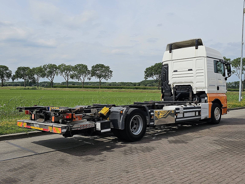 MAN 18.400 TGX XLX 4X2 2T LIFT INT. - شاحنات الحاويات / جسم علوي قابل للتغيير شاحنة: صورة 3 MAN 18.400 TGX XLX 4X2 2T LIFT INT. - شاحنات الحاويات / جسم علوي قابل للتغيير شاحنة: صورة 3