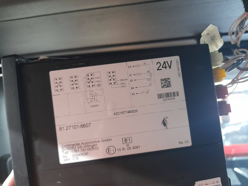 شاحنات مسطحة, شاحنة كرين MAN 26.320 TGS 6X2-4 HMF 2820 K6: صورة 19 شاحنات مسطحة, شاحنة كرين MAN 26.320 TGS 6X2-4 HMF 2820 K6: صورة 19