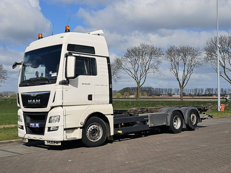 MAN 26.440 TGX XXL 6X2-4 STEER AXLE - شاحنات الحاويات / جسم علوي قابل للتغيير شاحنة: صورة 2 MAN 26.440 TGX XXL 6X2-4 STEER AXLE - شاحنات الحاويات / جسم علوي قابل للتغيير شاحنة: صورة 2