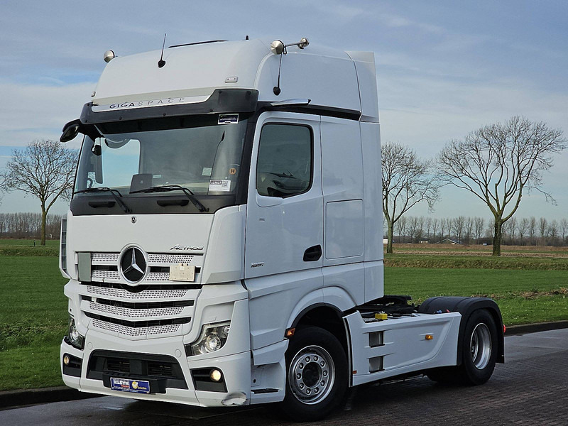 Mercedes-Benz ACTROS 1851 LS GIGASP. RET. NIGHTAC - وحدة جر: صورة 2 Mercedes-Benz ACTROS 1851 LS GIGASP. RET. NIGHTAC - وحدة جر: صورة 2