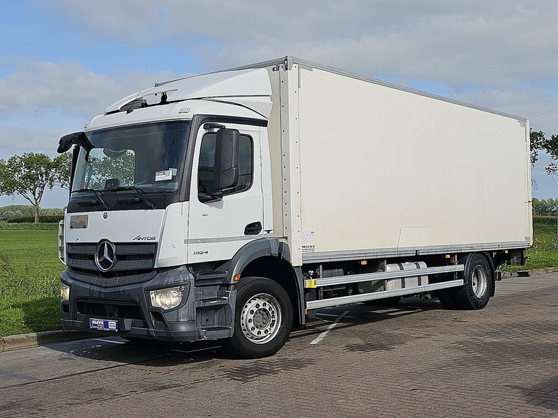 Mercedes-Benz ANTOS 1924 L 19T TAILLIFT - شاحنة مقفلة: صورة 2 Mercedes-Benz ANTOS 1924 L 19T TAILLIFT - شاحنة مقفلة: صورة 2