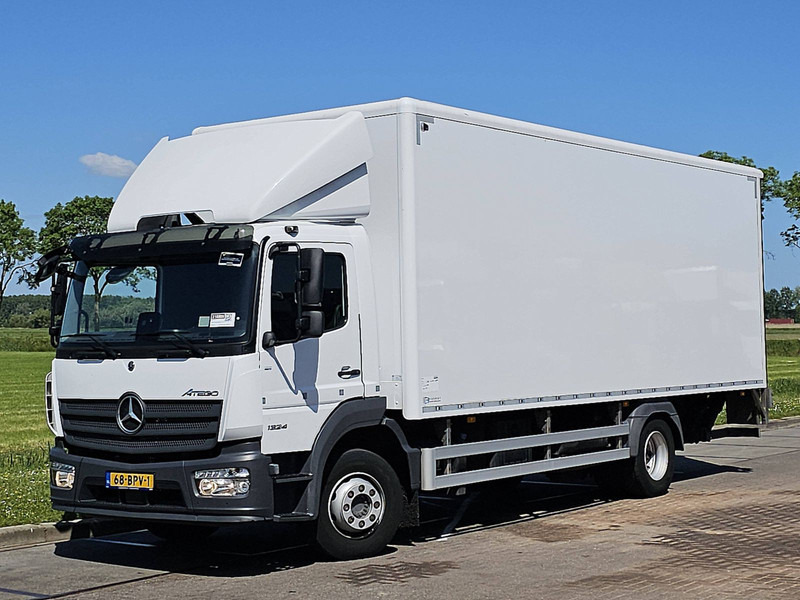 Mercedes-Benz ATEGO 1324 13.5T AIRCO TAILLIFT - شاحنة مقفلة: صورة 2 Mercedes-Benz ATEGO 1324 13.5T AIRCO TAILLIFT - شاحنة مقفلة: صورة 2