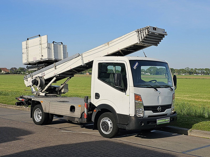 Nissan Cabstar 2.5 27M-Paus-Verhuislift - شاحنة التوصيل: صورة 5 Nissan Cabstar 2.5 27M-Paus-Verhuislift - شاحنة التوصيل: صورة 5
