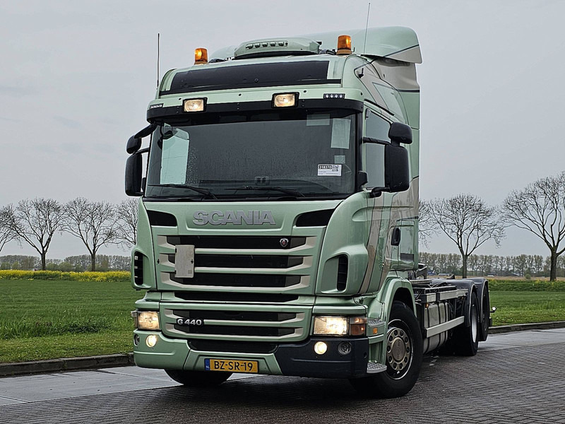 Scania G440 - شاحنة ذات خطاف: صورة 1 Scania G440 - شاحنة ذات خطاف: صورة 1