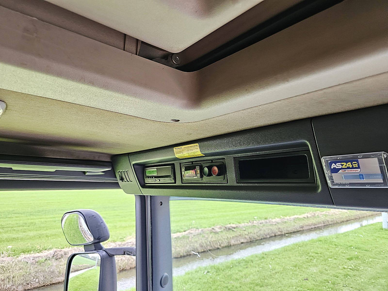 شاحنة الفريزر Scania P320 6X2*4 LAMBERET LIFT: صورة 10 شاحنة الفريزر Scania P320 6X2*4 LAMBERET LIFT: صورة 10