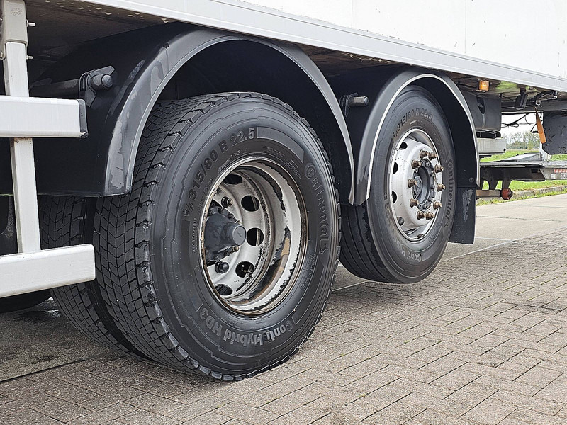 شاحنة الفريزر Scania P320 6X2*4 LAMBERET LIFT: صورة 16 شاحنة الفريزر Scania P320 6X2*4 LAMBERET LIFT: صورة 16