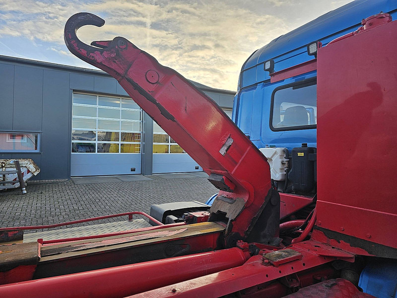 شاحنة ذات خطاف Scania P320 LOW ENTRY 6X2*4 HIAB: صورة 19