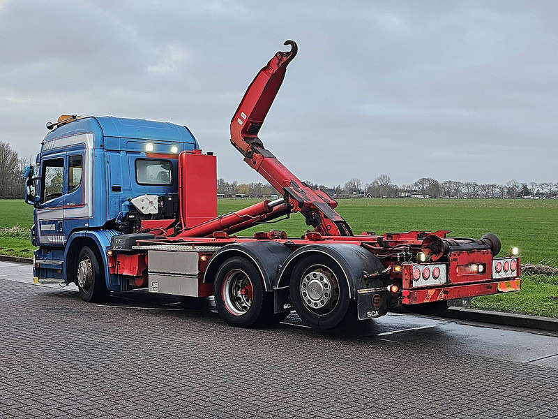 شاحنة ذات خطاف Scania P320 LOW ENTRY 6X2*4 HIAB: صورة 6