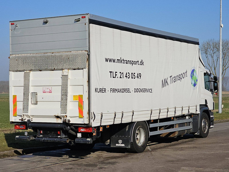 Scania P360 2.5T LIFT RETARDER - شاحنة ستارة: صورة 3 Scania P360 2.5T LIFT RETARDER - شاحنة ستارة: صورة 3