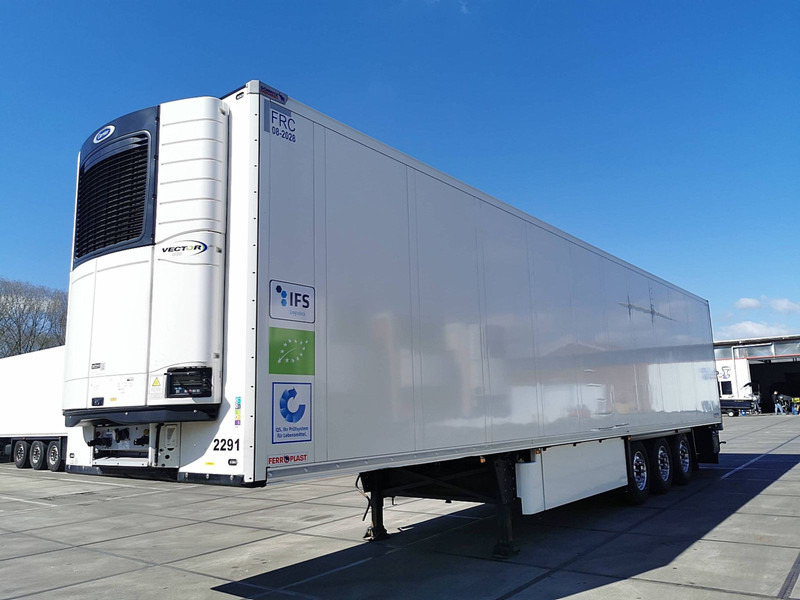 Schmitz Cargobull SCB*S3B Carrier1550 D+E dopp - نصف مقطورة مُبرِّدة: صورة 1 Schmitz Cargobull SCB*S3B Carrier1550 D+E dopp - نصف مقطورة مُبرِّدة: صورة 1