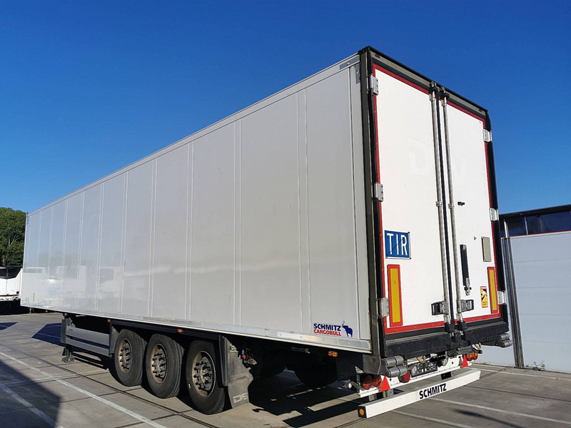 Schmitz Cargobull SKO 24 FP 45 COOL THERMOKING SLXI300 - نصف مقطورة مُبرِّدة: صورة 5 Schmitz Cargobull SKO 24 FP 45 COOL THERMOKING SLXI300 - نصف مقطورة مُبرِّدة: صورة 5