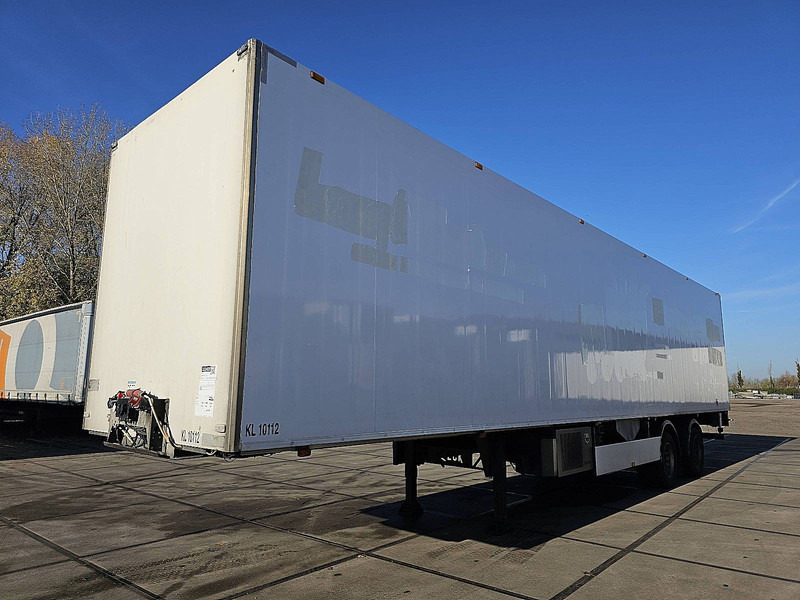 Van Eck U T-2 I - نصف مقطورة صندوق مغلق: صورة 1 Van Eck U T-2 I - نصف مقطورة صندوق مغلق: صورة 1