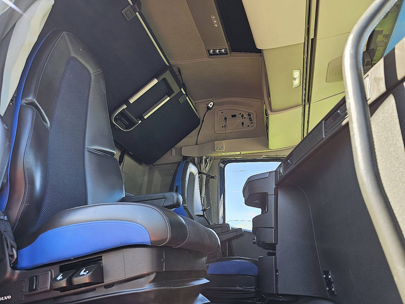 وحدة جر Volvo FH 500 RETARDER LED 2X TANK: صورة 7