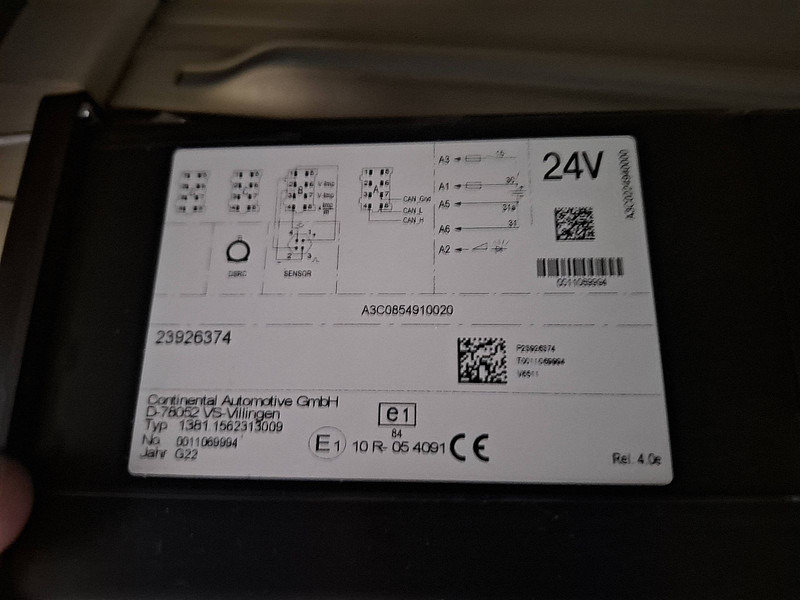 وحدة جر Volvo FH 500 SKIRTS 2X TANK VEB+: صورة 16 وحدة جر Volvo FH 500 SKIRTS 2X TANK VEB+: صورة 16