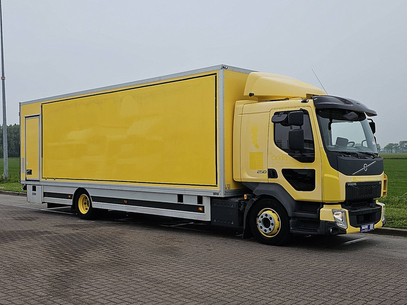 Volvo FL 250.12 AIRCO SIDE DOORS - شاحنة مقفلة: صورة 5 Volvo FL 250.12 AIRCO SIDE DOORS - شاحنة مقفلة: صورة 5
