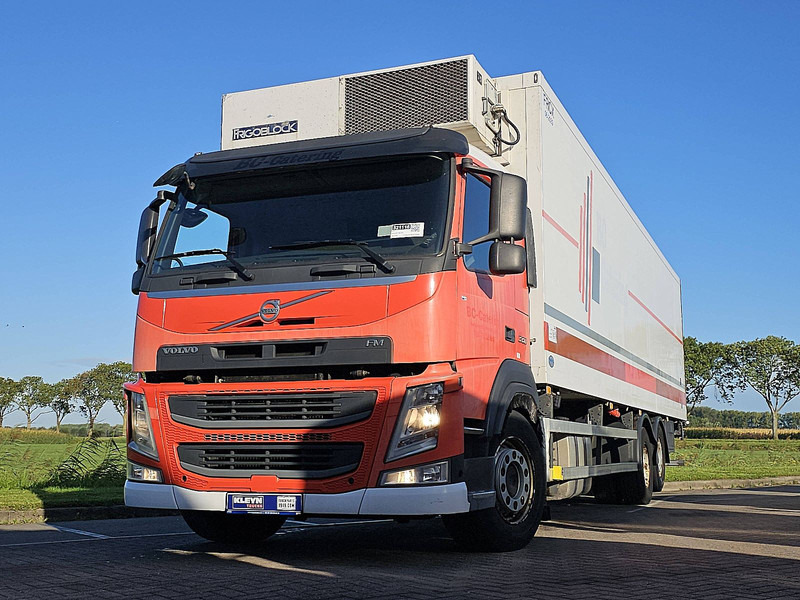 Volvo FM 330 6X2 FRIGOBL. LIFT - شاحنة الفريزر: صورة 1 Volvo FM 330 6X2 FRIGOBL. LIFT - شاحنة الفريزر: صورة 1