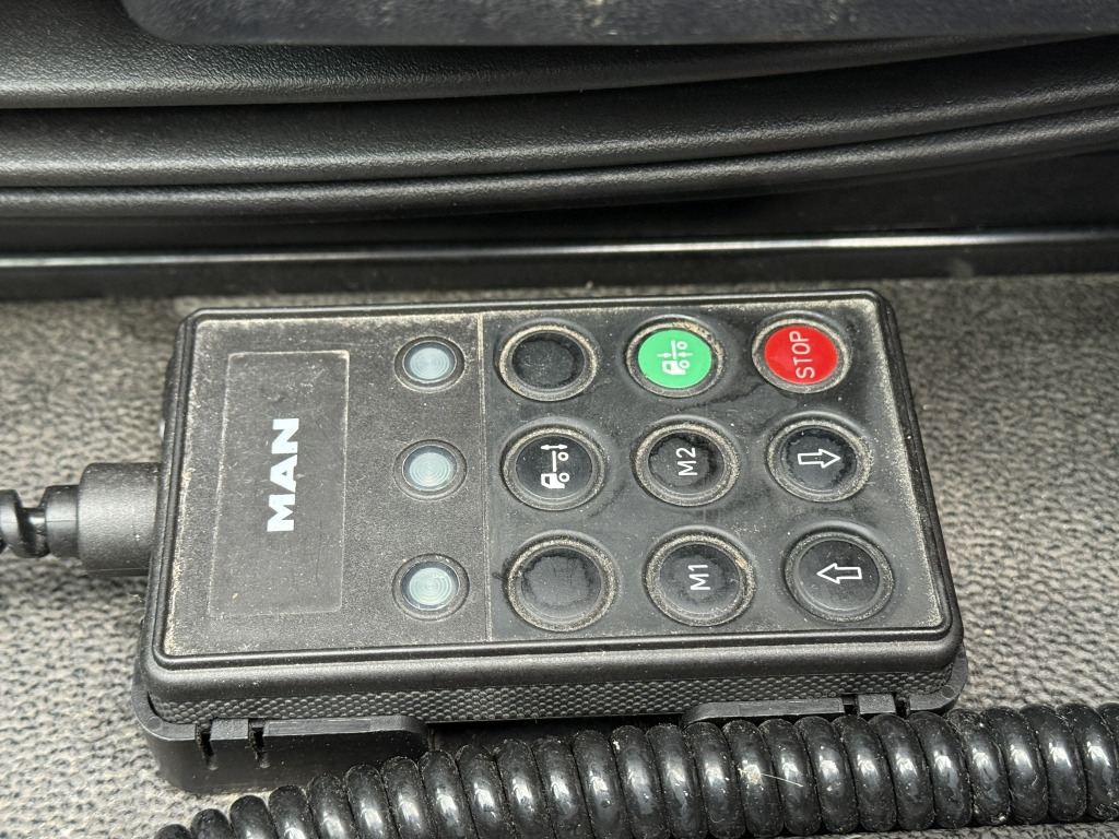 MAN TGL 12.220 Klimaautom. Kamera NAVI 7,1m Koff+LBW - شاحنة مقفلة: صورة 4 MAN TGL 12.220 Klimaautom. Kamera NAVI 7,1m Koff+LBW - شاحنة مقفلة: صورة 4