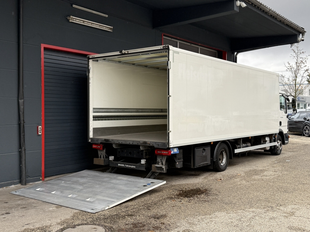 MAN TGL 12.220 Klimaautom. Kamera NAVI 7,1m Koff+LBW - شاحنة مقفلة: صورة 5 MAN TGL 12.220 Klimaautom. Kamera NAVI 7,1m Koff+LBW - شاحنة مقفلة: صورة 5