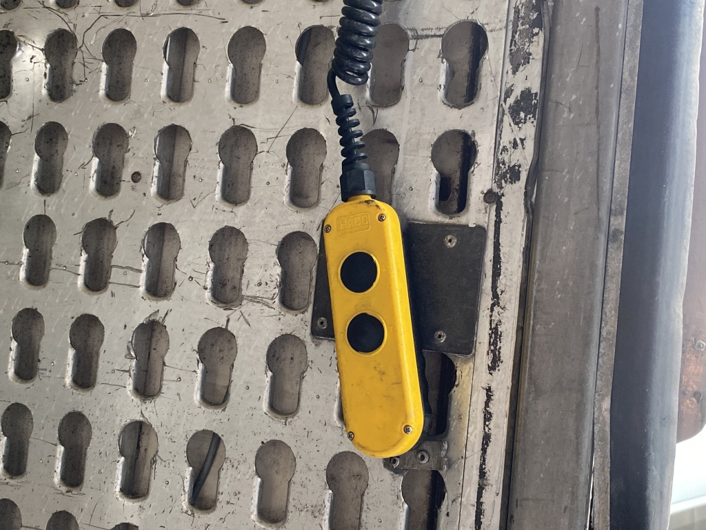 MAN TGL 12.240 7,2mKoffer Klimaaut LBW AutomatikAHK - شاحنة مقفلة: صورة 4 MAN TGL 12.240 7,2mKoffer Klimaaut LBW AutomatikAHK - شاحنة مقفلة: صورة 4