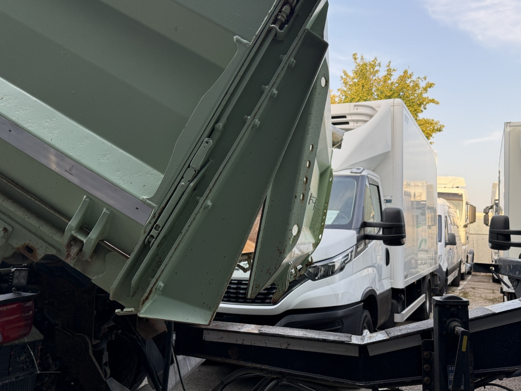 MAN TGS 26.500 6x4 12m³ Kipper Retarder NAVI 1.Hand - شاحنة قلاب: صورة 2 MAN TGS 26.500 6x4 12m³ Kipper Retarder NAVI 1.Hand - شاحنة قلاب: صورة 2