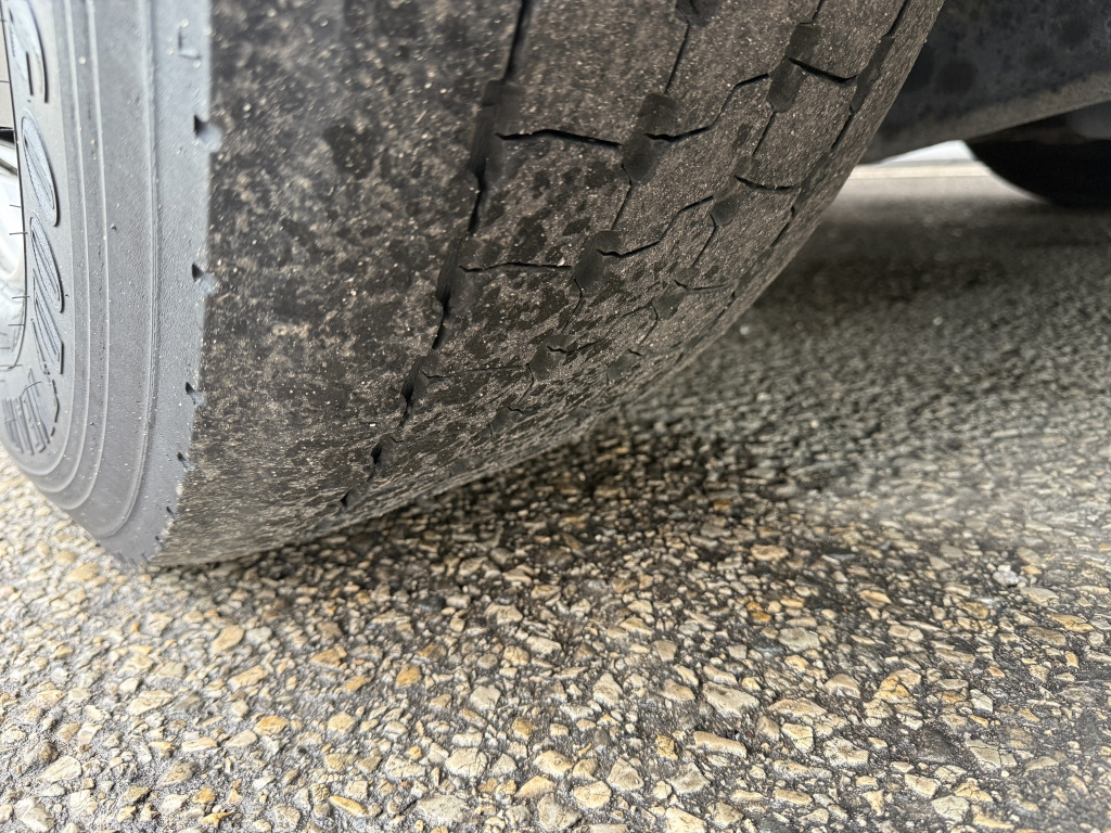 MAN TGX 18.440 XLX MEGA Klimaauto Motorbremse 2xTank - وحدة جر: صورة 5 MAN TGX 18.440 XLX MEGA Klimaauto Motorbremse 2xTank - وحدة جر: صورة 5