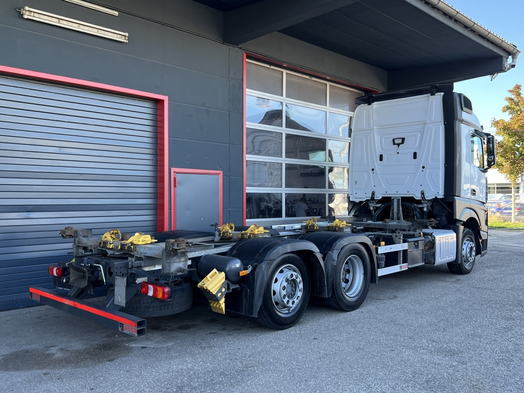 شاحنات الحاويات / جسم علوي قابل للتغيير شاحنة Mercedes-Benz Actros 2542 Klima Retader SDG715 745 BDF Scheckh: صورة 9 شاحنات الحاويات / جسم علوي قابل للتغيير شاحنة Mercedes-Benz Actros 2542 Klima Retader SDG715 745 BDF Scheckh: صورة 9