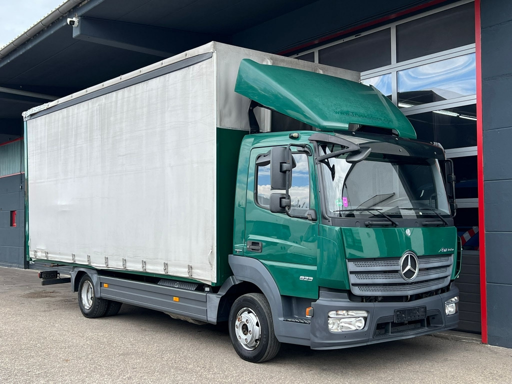 Mercedes-Benz Atego 823 Euro6 Klima 6,1m P+P AHK Orig. 164.tkm - شاحنة ستارة جانبية: صورة 1 Mercedes-Benz Atego 823 Euro6 Klima 6,1m P+P AHK Orig. 164.tkm - شاحنة ستارة جانبية: صورة 1