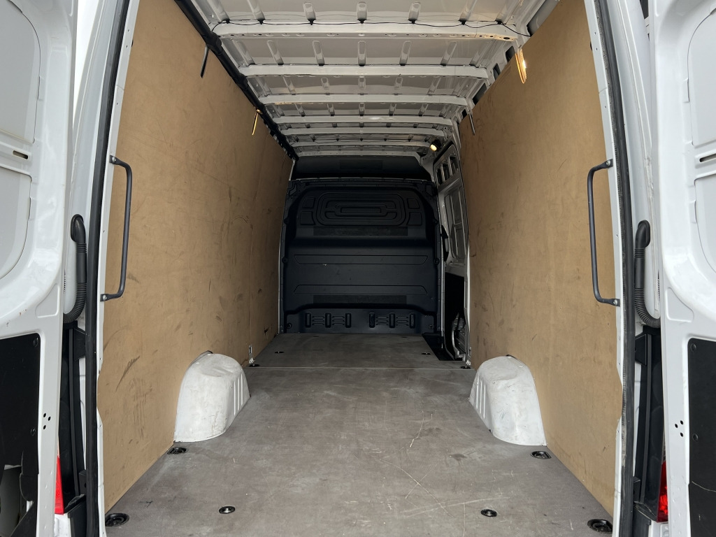 Mercedes-Benz Sprinter 315 CDI Klima Tempomat 3-Sitze 77.000km - فان: صورة 4 Mercedes-Benz Sprinter 315 CDI Klima Tempomat 3-Sitze 77.000km - فان: صورة 4