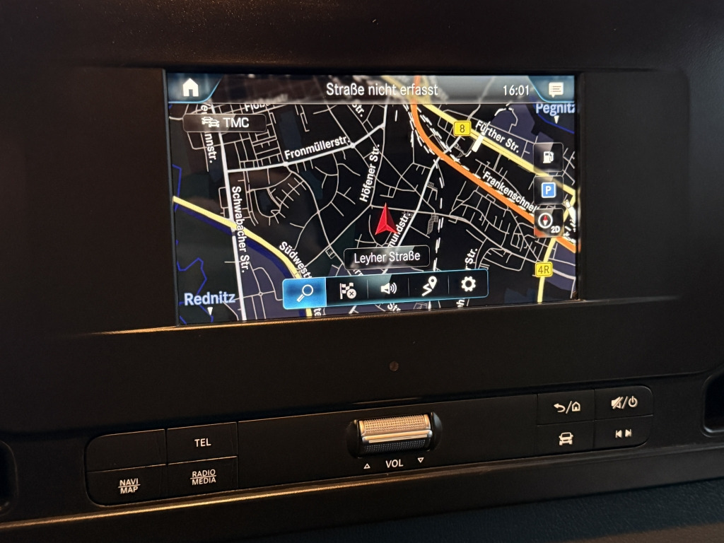 Mercedes-Benz Sprinter 319 CDI V6 DOKA Klima Luftfederung AHK - شاحنة ستارة جانبية, الشاحنات الصغيرة كابينة مزدوجة: صورة 2 Mercedes-Benz Sprinter 319 CDI V6 DOKA Klima Luftfederung AHK - شاحنة ستارة جانبية, الشاحنات الصغيرة كابينة مزدوجة: صورة 2