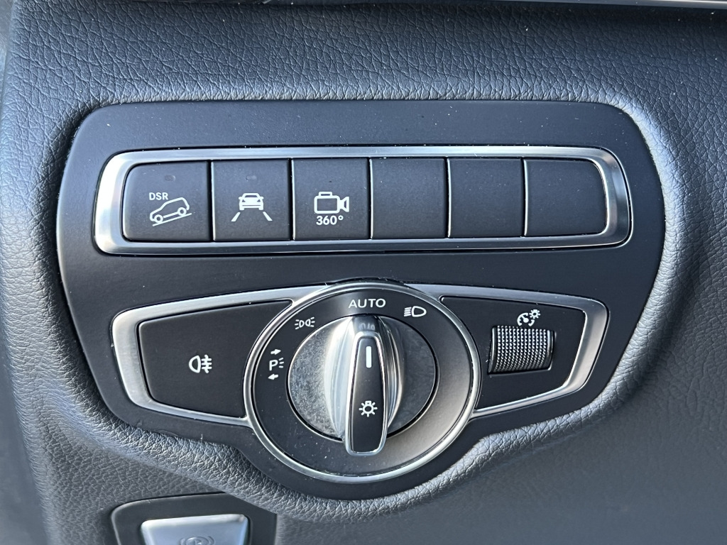 Mercedes-Benz V 250 4Matic LANG AVANTGARDE AMG LINE Burmester - سيارة: صورة 2 Mercedes-Benz V 250 4Matic LANG AVANTGARDE AMG LINE Burmester - سيارة: صورة 2