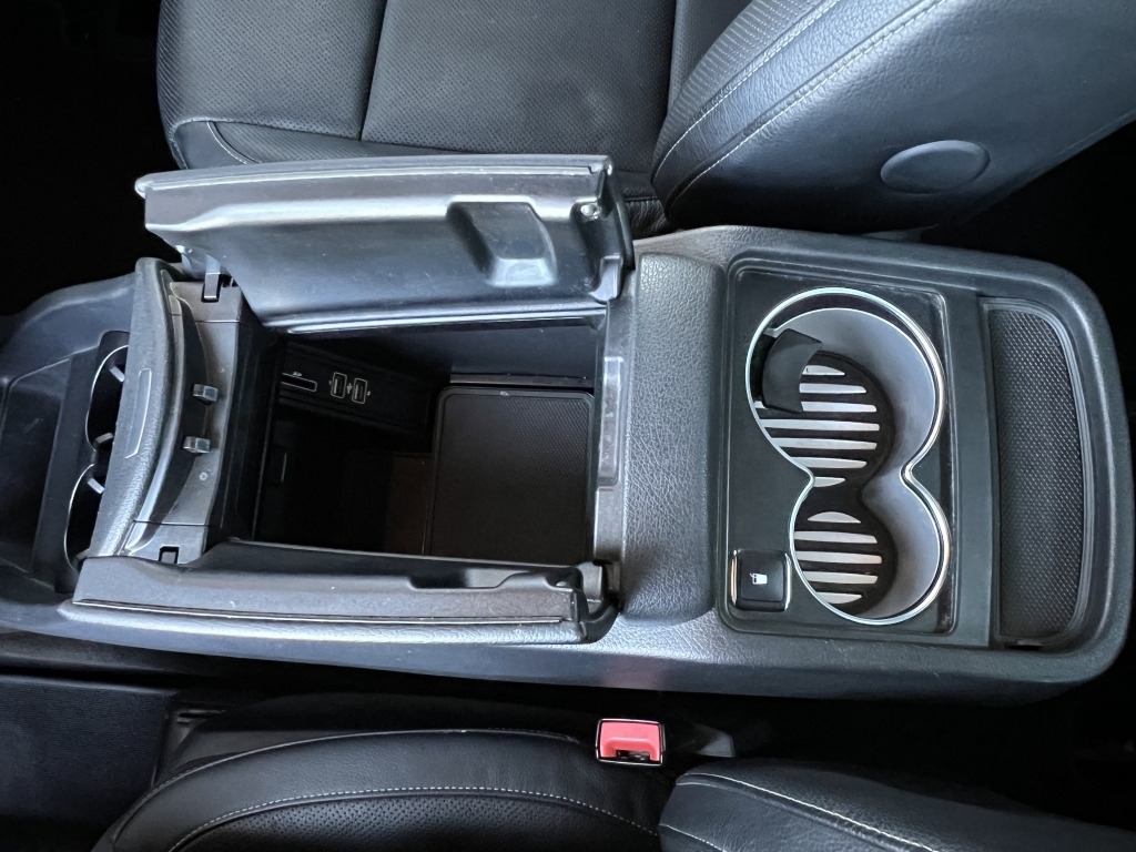 Mercedes-Benz V 250 4Matic LANG AVANTGARDE AMG LINE Burmester - سيارة: صورة 5 Mercedes-Benz V 250 4Matic LANG AVANTGARDE AMG LINE Burmester - سيارة: صورة 5