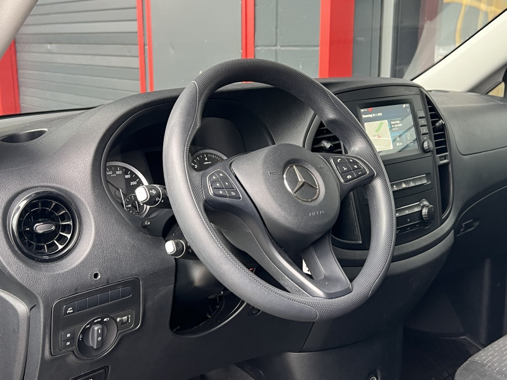 Mercedes-Benz Vito 114 CDI Tourer Pro lang Klima NAVI 9-Sitzer - سيارة ستيشن: صورة 3 Mercedes-Benz Vito 114 CDI Tourer Pro lang Klima NAVI 9-Sitzer - سيارة ستيشن: صورة 3