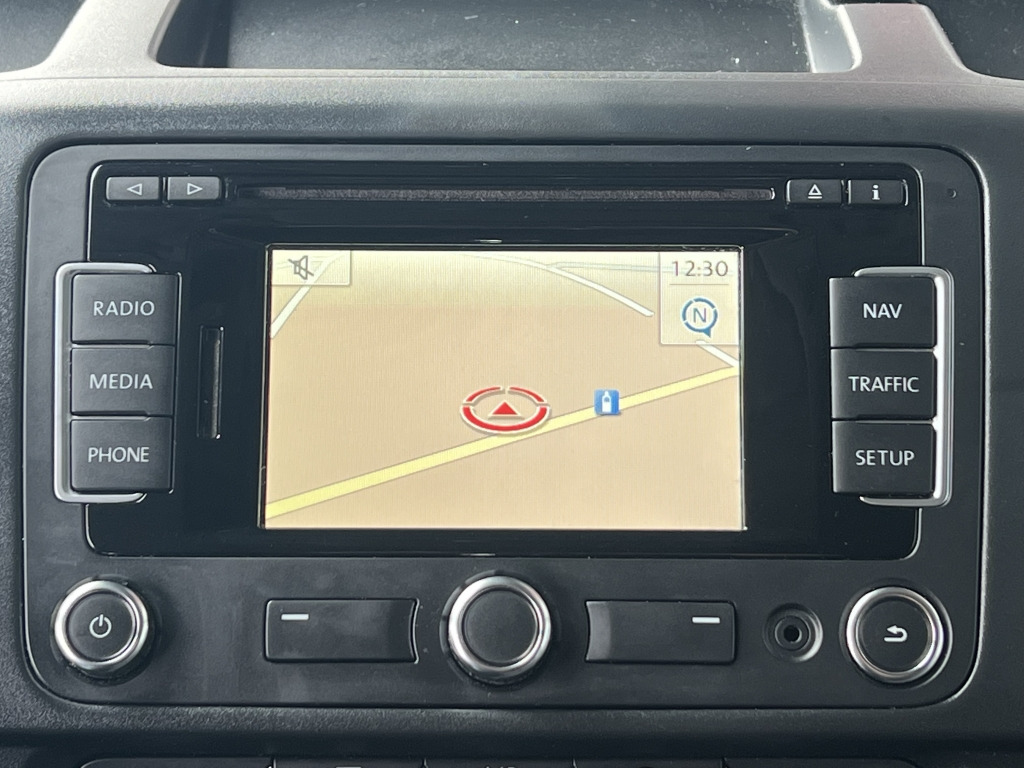 VW T5 Kombi 2,0 TDI BlueMotion Klima 9-Sitzer - سيارة: صورة 3 VW T5 Kombi 2,0 TDI BlueMotion Klima 9-Sitzer - سيارة: صورة 3