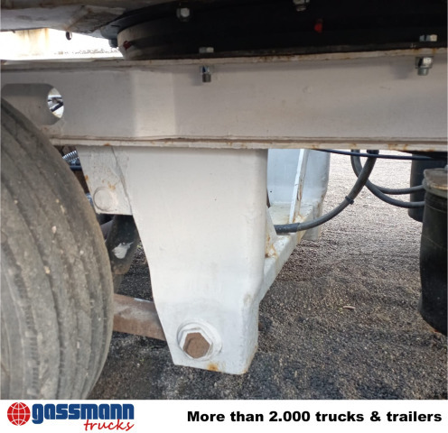 AT 400, Verbr. auf 3m, Radmulden, hydr. Rampen - مقطورة مسطحة منخفضة: صورة 4 AT 400, Verbr. auf 3m, Radmulden, hydr. Rampen - مقطورة مسطحة منخفضة: صورة 4