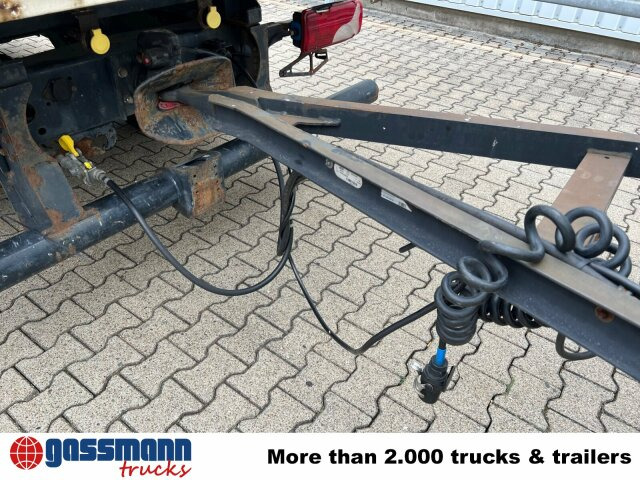 Ackermann Ackermann, Oschersl. KA-F 18/74E mit LBW MBB, - مقطورة صندوق مغلق: صورة 4 Ackermann Ackermann, Oschersl. KA-F 18/74E mit LBW MBB, - مقطورة صندوق مغلق: صورة 4