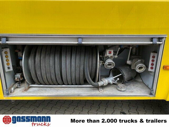 Airport Crashtender RK-12000 - شاحنة صهريج, معدات الدعم الأرضي: صورة 2 Airport Crashtender RK-12000 - شاحنة صهريج, معدات الدعم الأرضي: صورة 2