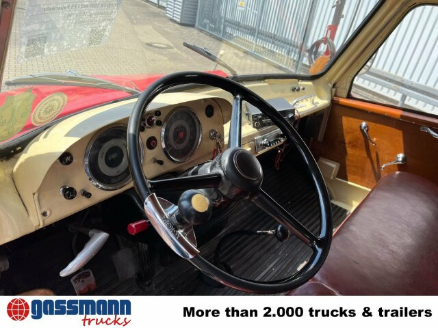 Ford FK 2500 4x2 LF8 Feuerwehr - سيارة إطفاء: صورة 2 Ford FK 2500 4x2 LF8 Feuerwehr - سيارة إطفاء: صورة 2