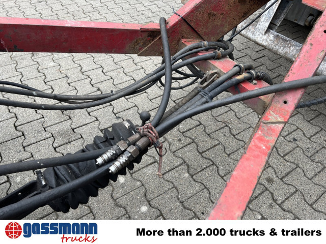 Goldhofer TU 3-24/80, hydr. Rampen, Verbr. auf 3m - مقطورة مسطحة منخفضة: صورة 5 Goldhofer TU 3-24/80, hydr. Rampen, Verbr. auf 3m - مقطورة مسطحة منخفضة: صورة 5