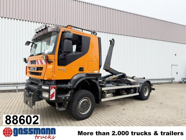 Iveco Trakker AT190T33W/P 4x4, Winterdienstausstattung - شاحنة ذات خطاف: صورة 1 Iveco Trakker AT190T33W/P 4x4, Winterdienstausstattung - شاحنة ذات خطاف: صورة 1