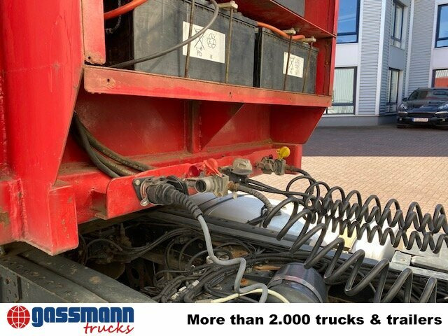 Langendorf SATUE 20/24 mit durchgehender hydr. Rampe - عربة منخفضة مسطحة نصف مقطورة: صورة 4 Langendorf SATUE 20/24 mit durchgehender hydr. Rampe - عربة منخفضة مسطحة نصف مقطورة: صورة 4