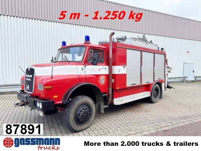 MAN 16.168 HAK 4x4, Seilwinde, Heckkran Hiab 650/1 - سيارة إطفاء: صورة 1 MAN 16.168 HAK 4x4, Seilwinde, Heckkran Hiab 650/1 - سيارة إطفاء: صورة 1