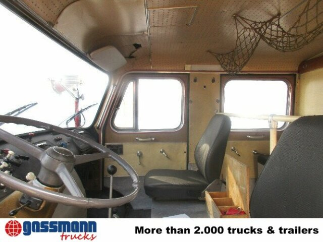 MAN 450 HALF TRO-TLF 16 - سيارة اسعاف: صورة 3 MAN 450 HALF TRO-TLF 16 - سيارة اسعاف: صورة 3