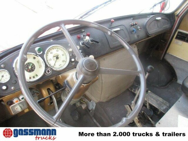 MAN 450 HALF TRO-TLF 16 - سيارة اسعاف: صورة 4 MAN 450 HALF TRO-TLF 16 - سيارة اسعاف: صورة 4