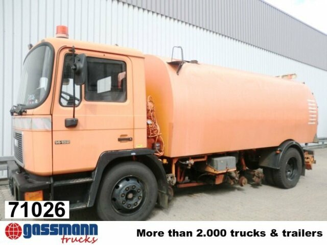 MAN M03 14.152 4x2, Schienenkehrmaschine - سياره كنس شوارع: صورة 1 MAN M03 14.152 4x2, Schienenkehrmaschine - سياره كنس شوارع: صورة 1