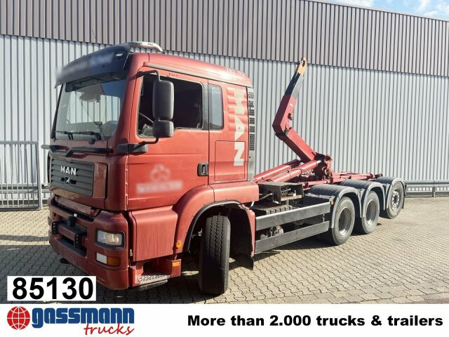 MAN TGA 25.530 8x4-4 BL, Lift-/Lenkachse - شاحنة ذات خطاف: صورة 1 MAN TGA 25.530 8x4-4 BL, Lift-/Lenkachse - شاحنة ذات خطاف: صورة 1