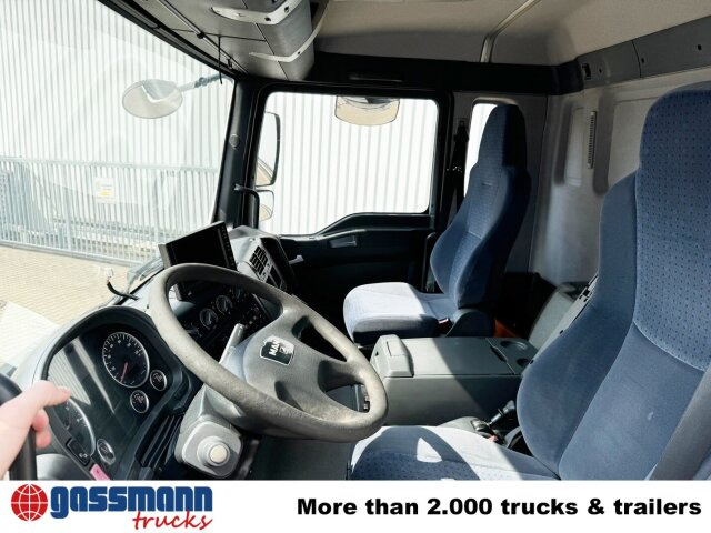 MAN TGA 26.390 6X2-4 BL, Lenk-/Liftachse, Willig - شاحنة صهريج: صورة 5 MAN TGA 26.390 6X2-4 BL, Lenk-/Liftachse, Willig - شاحنة صهريج: صورة 5