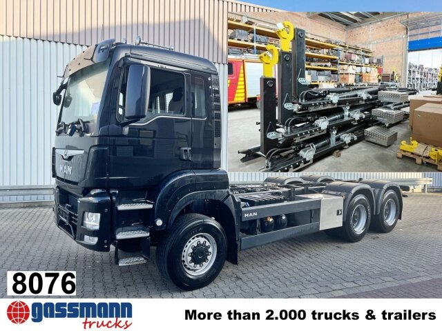 MAN TGS 26.500 6X6 BL, Intarder - شاحنة ذات خطاف: صورة 1 MAN TGS 26.500 6X6 BL, Intarder - شاحنة ذات خطاف: صورة 1