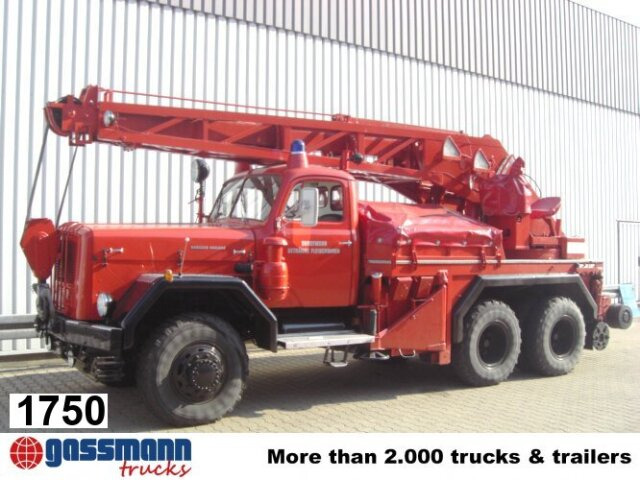Magirus Deutz MAGIRUS URANUS 250D22 KW 16 Feuerwehr Kranwagen - سيارة إطفاء, شاحنة كرين: صورة 1 Magirus Deutz MAGIRUS URANUS 250D22 KW 16 Feuerwehr Kranwagen - سيارة إطفاء, شاحنة كرين: صورة 1